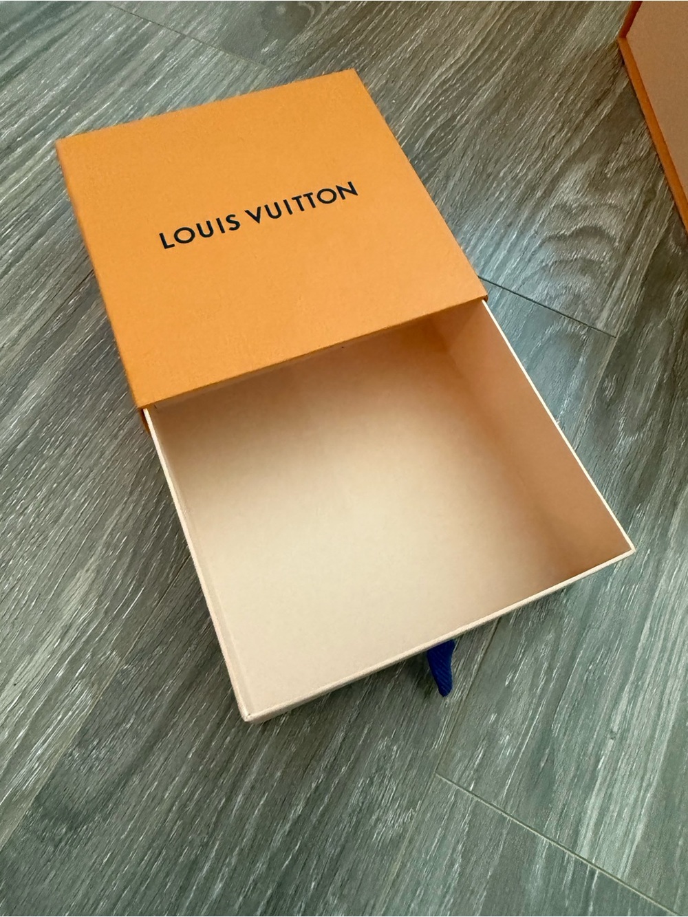 Louis Vuitton Gift Bag and Storage Boxes with ribbons - Picture 10 of 16